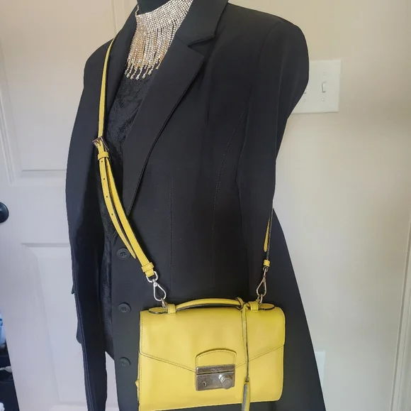 Authentic Prada Saffiano Top Handle Bag Or Crossbody Bag - Picture 2 of 16